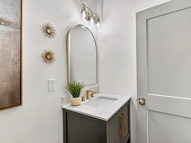 1810 Utah St — Photo 18