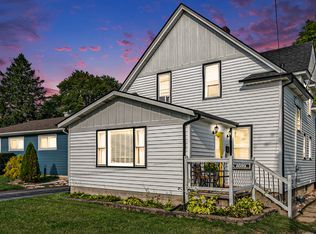 357 Franklin St, Valparaiso, IN 46383