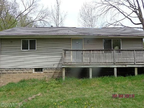 2nd image of 192 Harris Ave