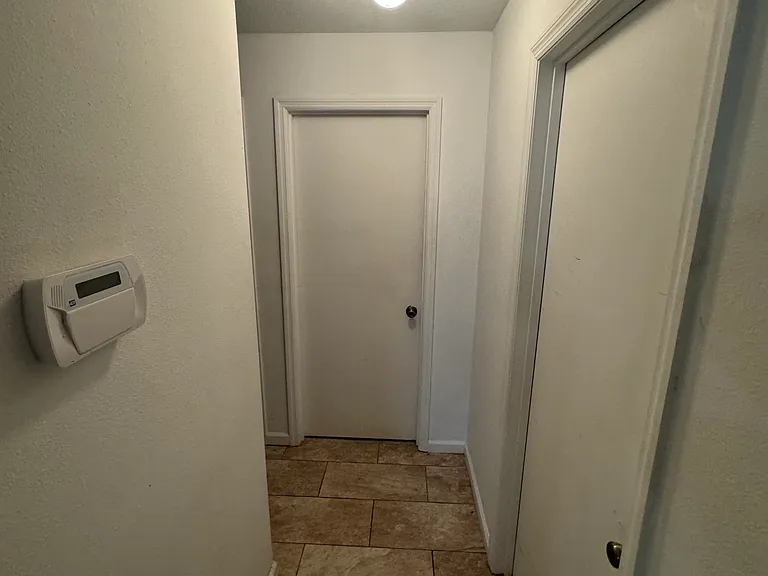 4115 Millicent Cir — Photo 20
