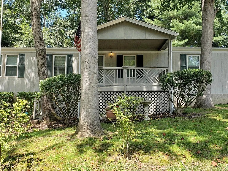 381 Katie Dr — Photo 12