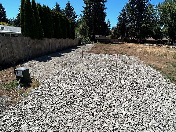 3rd image of 3510 NE 124th Ave