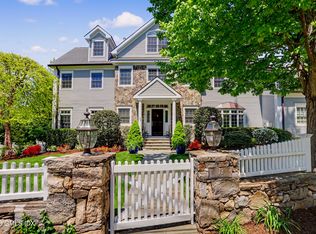 73 Lockwood Rd, Riverside, CT 06878