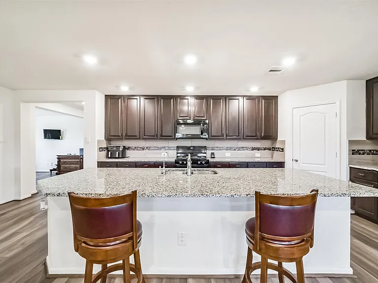 25546 Kensington Lake Dr — Photo 9