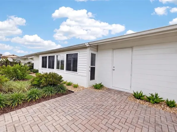 827 Oakmont Ave, Sun City Center, FL 33573