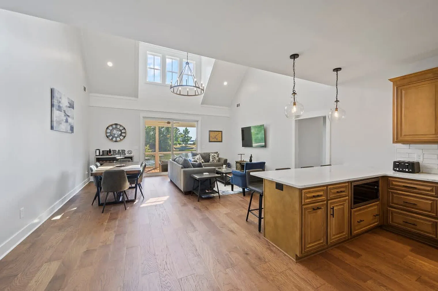 3 bed, 2.0 bath, $3,791 — Photo 1