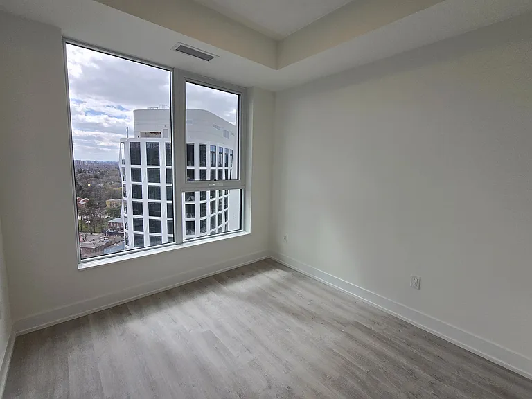 60 Central Park Dr #2110 — Photo 16