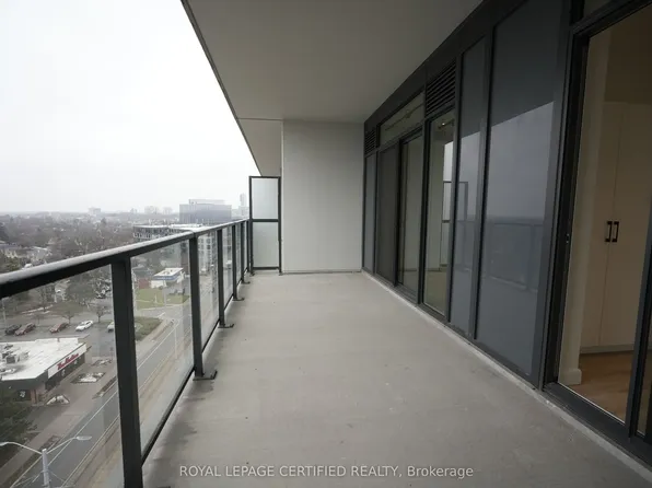 741 King St W #903, Kitchener, ON N2G 0E9