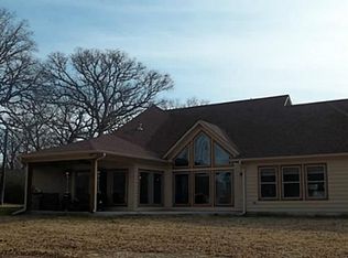 1027 Country Club Rd, Sulphur Springs, TX 75482