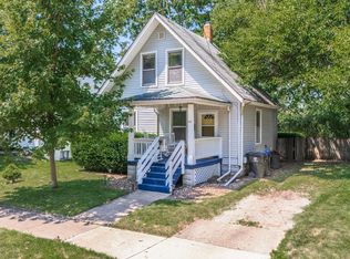 607 Maple St, Bloomington, IL 61701