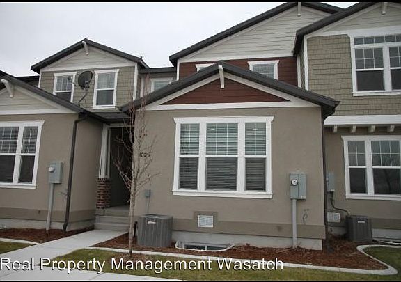 2nd image of 3029 S Ashburton Ln