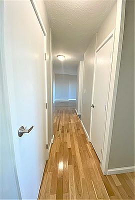 4th image of 1500 Noble Ave APT 16P