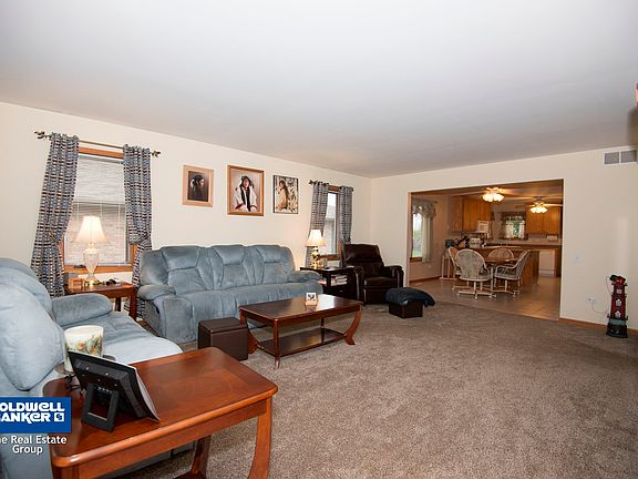 4th image of 832 Wyndstone Dr