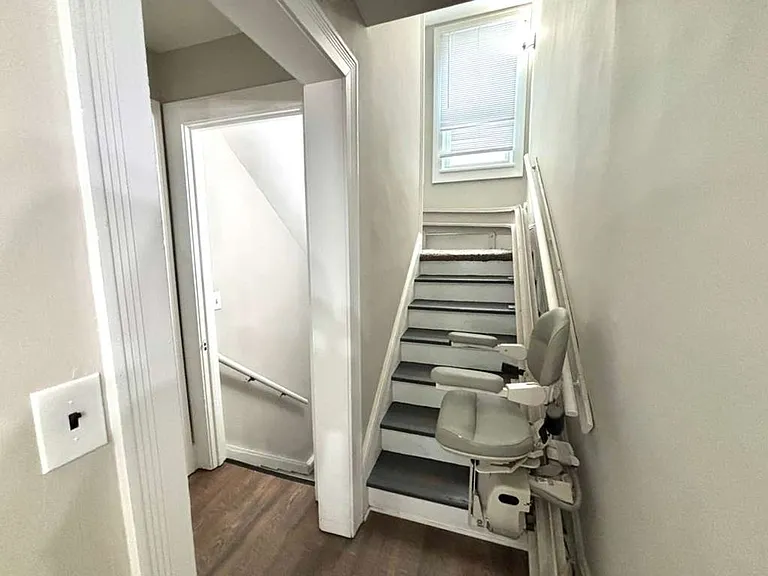 6407 Dibble Ave — Photo 22
