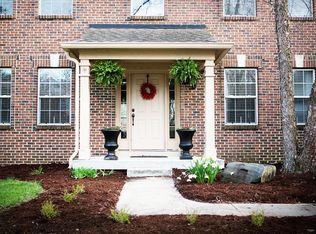 7853 Prairie View Ln, Indianapolis, IN 46256