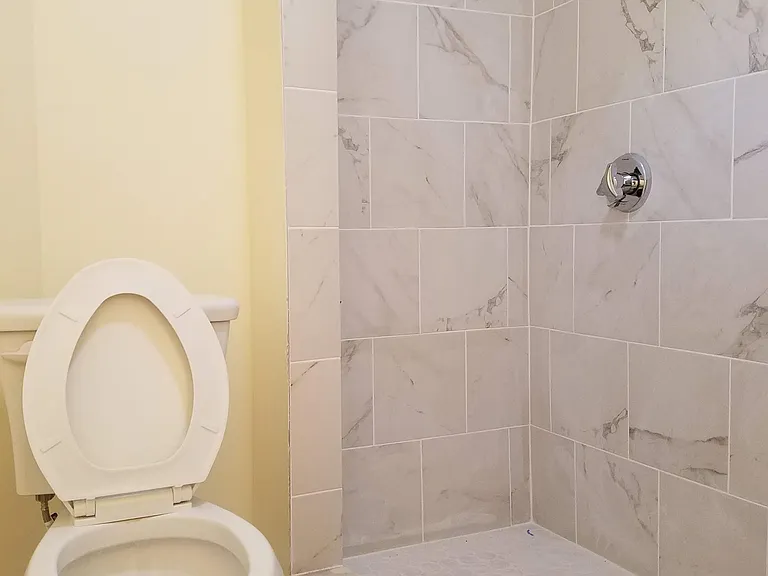 98 Topliff St — Photo 14