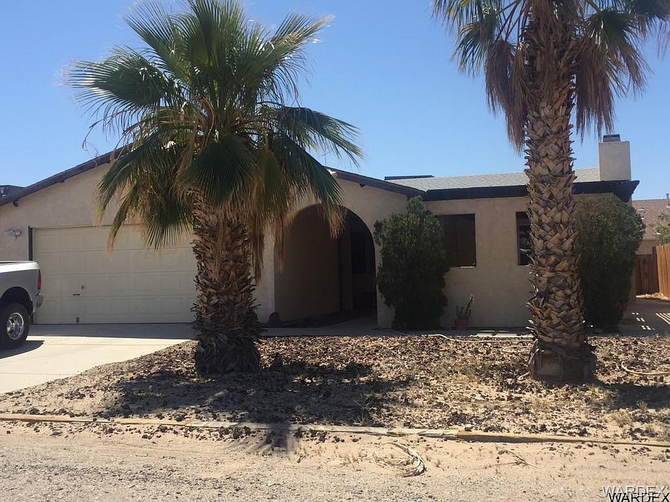2nd image of 1670 E Valencia Rd