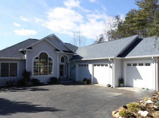 191 Stillwater Dr, Union Hall, VA 24176