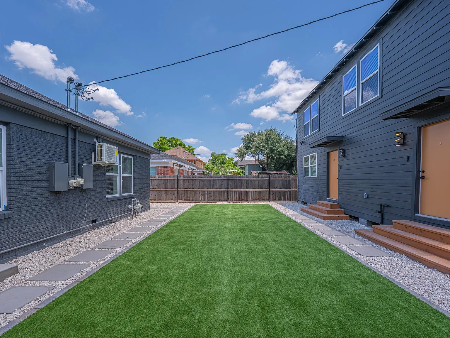 1 bed, 1.0 bath, 1485 sqft, $1,150 — Photo 1