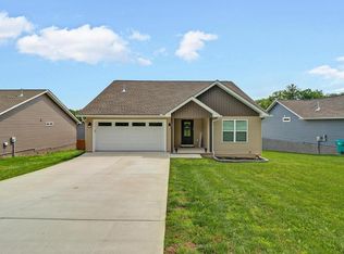 301 Dayton Ave, Crossville, TN 38555