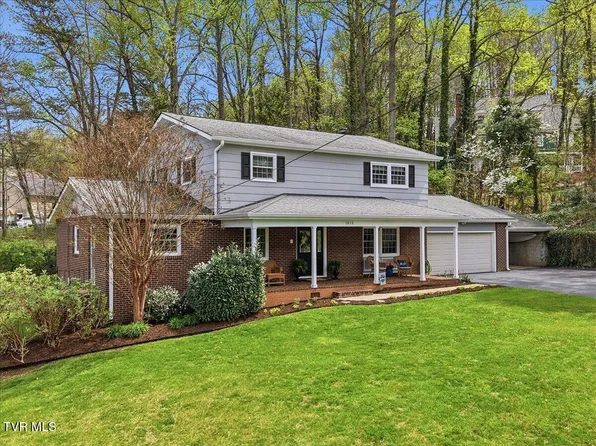 1415 Woodmont Dr, Greeneville, TN 37743