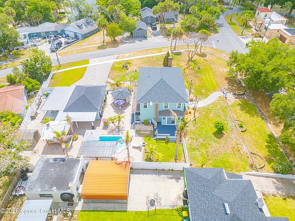 3rd image of 308 Bellair Dr