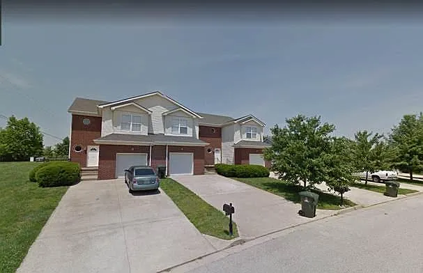 136 Tanbark Dr — Photo 1