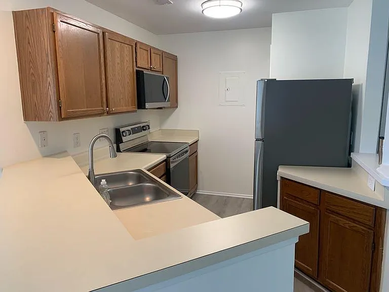 18883 Vineyard Point Ln — Photo 14