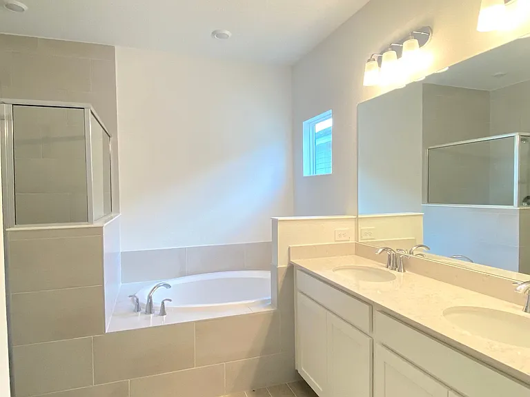 6615 SW 89th Ln — Photo 8