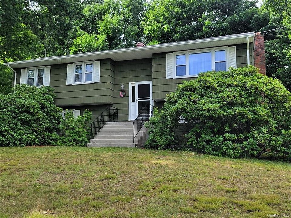 1st image of 123 Linden Ln