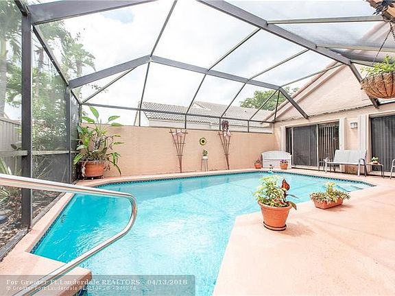 5th image of 9350 NW 18th Pl