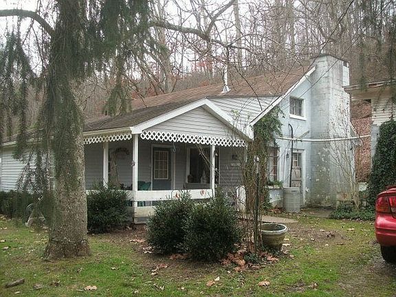 2nd image of 1065 Stoney Run