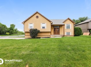 900 Rome Ct, Belton, MO 64012