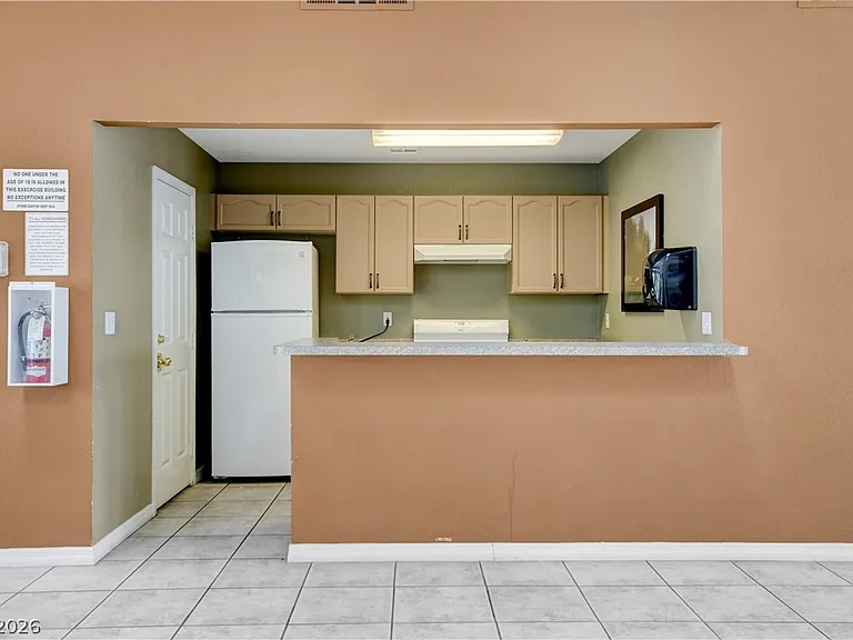 8039 Teresita Ave — Photo 80