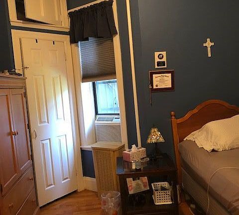 2nd image of 112 1st Pl APT 1L
