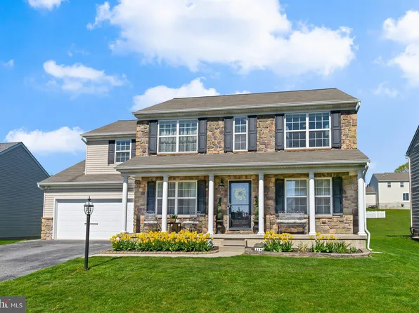 34 S 3rd St, New Freedom, PA 17349