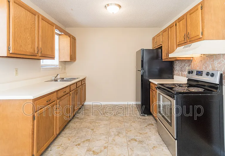 41 Dana Dr — Photo 12