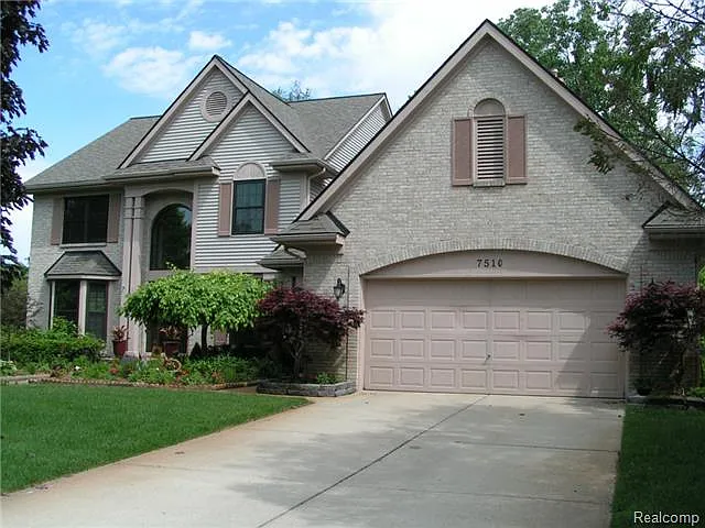 7510 Greenway Ln photo 1