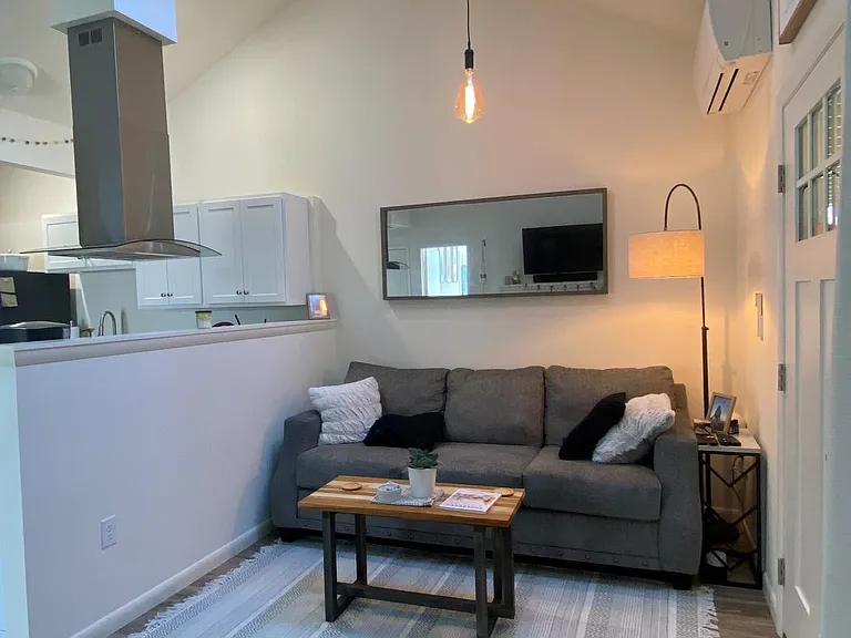 University Park Apartments — Photo 113
