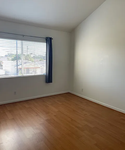 22027 Hawaiian Ave #A — Photo 11