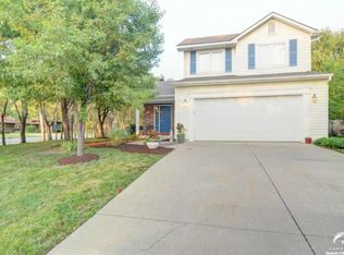 516 Shoal Ln, Lawrence, KS 66044