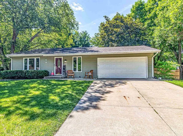 6921 Stratford Dr, Madison, WI 53719
