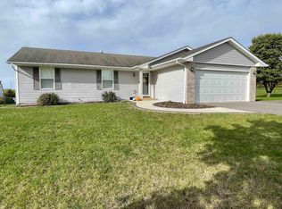 5111 Windrush Dr, Rockford, IL