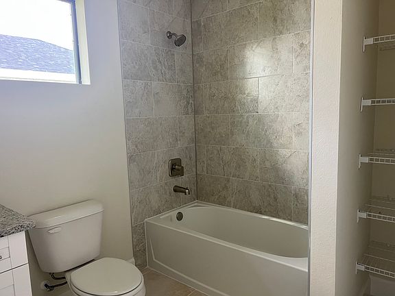 5th image of 1202 W 17th St