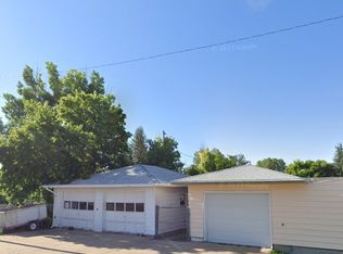 3555 Grove Dr, Cheyenne, WY 82001