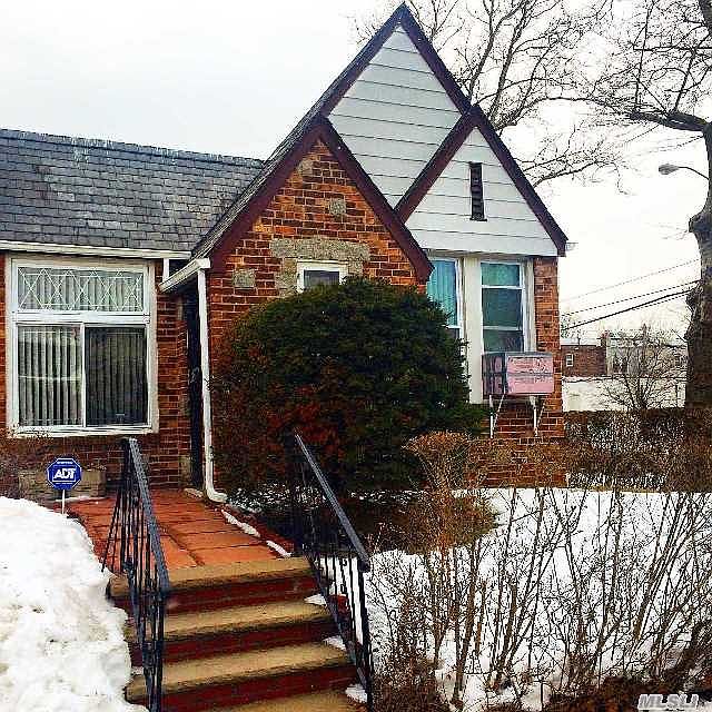 1st image of 21902 Murdock Ave