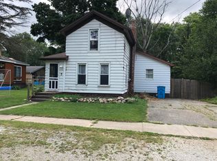 440 Elm St, Colon, MI 49040