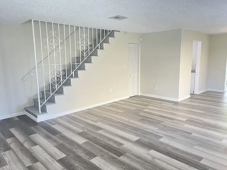 9503 SW 88th Ter #2 — Photo 2