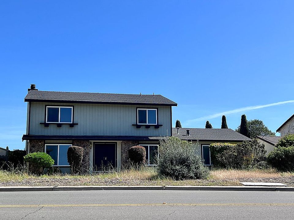 1st image of 3672 Skyline Dr