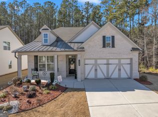 140 Amherst Way, Fayetteville, GA
